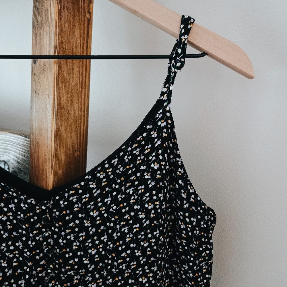 3/$20 Madewell Floral Print Sleeveless Tank (Size 4) - Picture 2 of 5